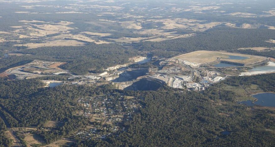 Greenbushes town and lithium mine. Credit: Talison Lithium